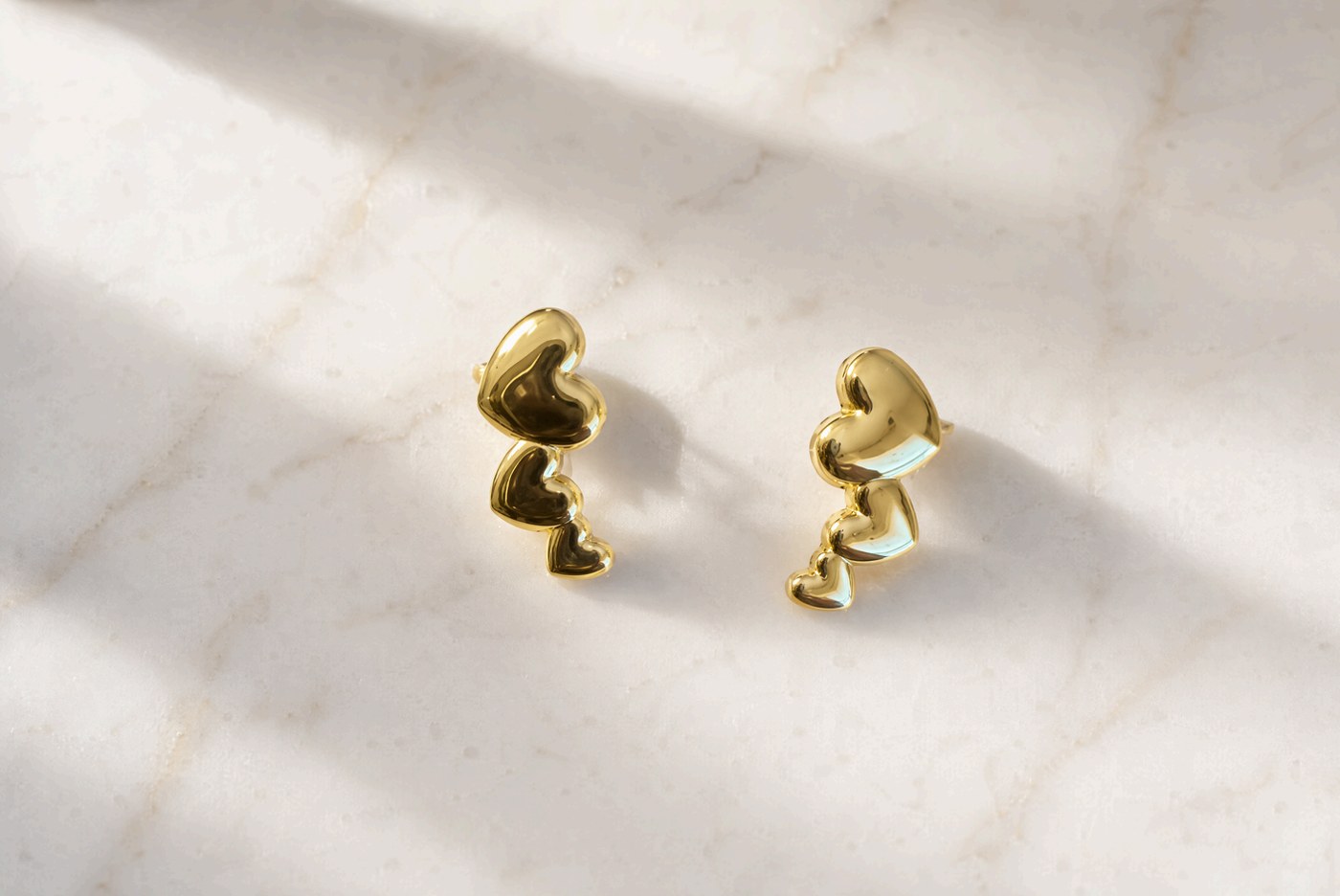 Aretes Corazones en oro italiano